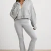 Sweat à capuche court zippé en maille épaisse TRUE, gris chiné Sweat à capuche court zippé en maille épaisse TRUE, gris chiné