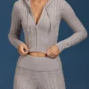 Sweat à capuche zippé en maille torsadée, gris chiné Sweat à capuche zippé en maille torsadée, gris chiné