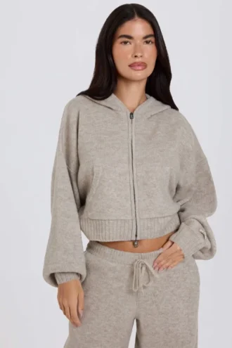 Sweat court à capuche zippé en maille douce, couleur beige