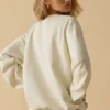 Sweat-shirt oversize à col rond, couleur ivoire Sweat-shirt oversize à col rond, couleur ivoire