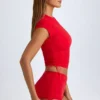 T-shirt court froncé transparent Santana en rouge vif T-shirt court froncé transparent Santana en rouge vif