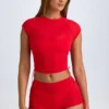 T-shirt court froncé transparent Santana en rouge vif T-shirt court froncé transparent Santana en rouge vif