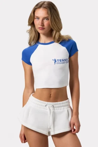 T-shirt court à imprimé graphique en blanc