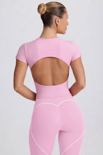 T-shirt long à découpe rose poudré