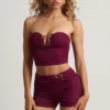 Top court bandeau Tarni à détails métalliques, couleur violet baie Top court bandeau Tarni à détails métalliques, couleur violet baie