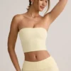 Top court sans bretelles Verna en modal, couleur jaune crème Top court sans bretelles Verna en modal, couleur jaune crème