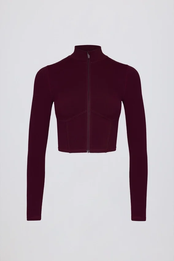 Veste courte zippée Soft Active en bordeaux Veste courte zippée Soft Active en bordeaux