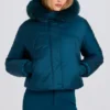 Veste de ski courte imperméable à capuche en fausse fourrure, couleur bleu sarcelle Veste de ski courte imperméable à capuche en fausse fourrure, couleur bleu sarcelle