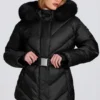 Veste de ski imperméable à capuche en fausse fourrure, couleur noire Veste de ski imperméable à capuche en fausse fourrure, couleur noire